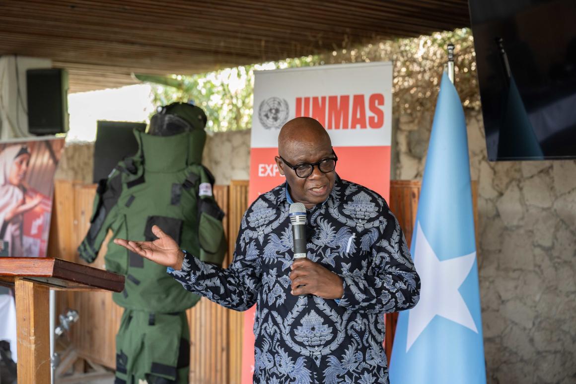 UN Deputy Special Representative Raisedon Zenenga delivers his remarks during a handover event facilitated by UNMAS in Mogadishu.